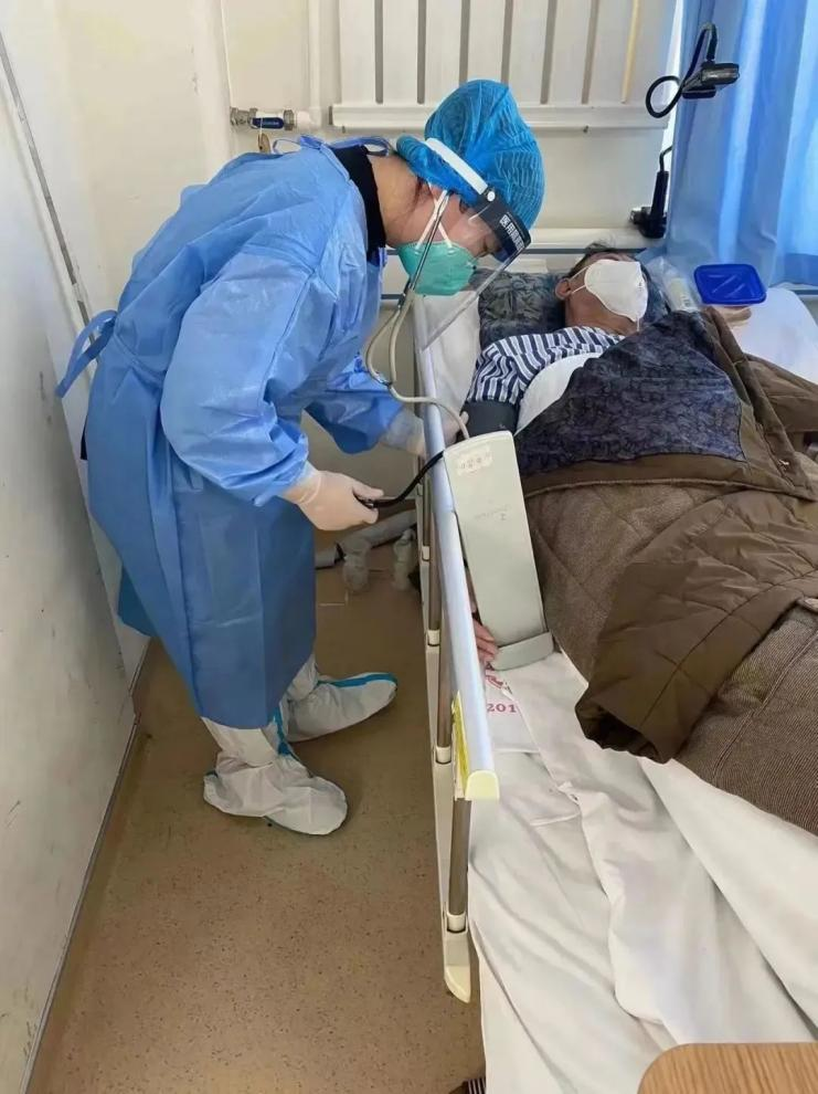 人民醫(yī)院為人民，市二院舉全院之力保障醫(yī)療救治，牢守生命防線！(圖4)